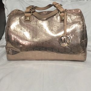 Micheal Kors patent Rose gold purse